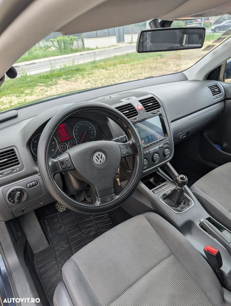 Volkswagen Jetta 1.9 TDI Comfortline - 20