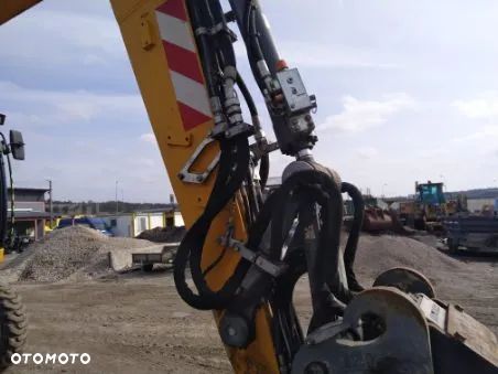 Liebherr A914 - 13
