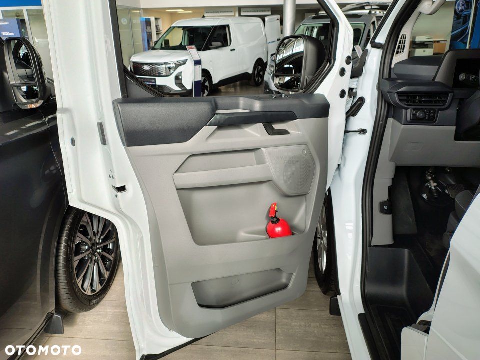 Ford Transit Custom - 11