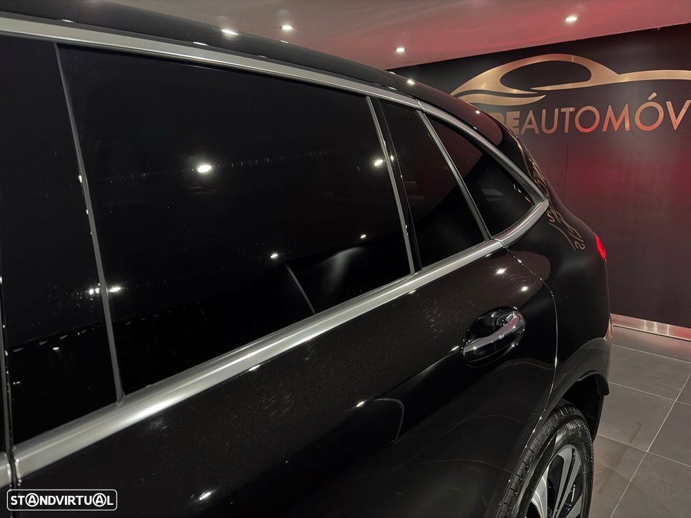 Mercedes-Benz EQC 400 4Matic - 11
