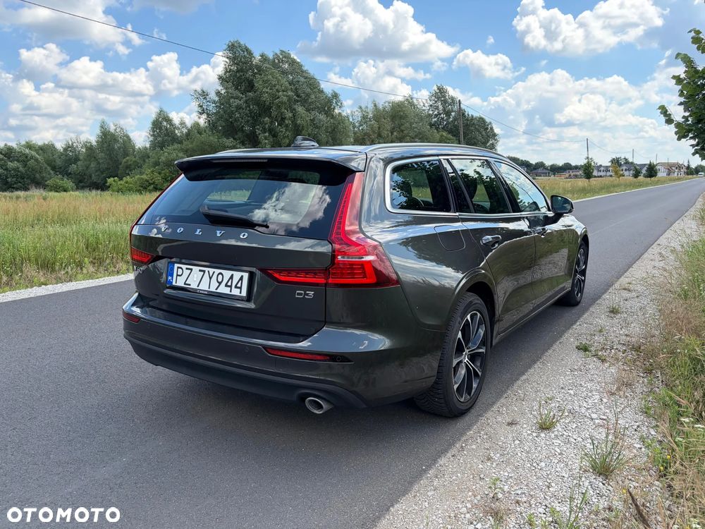 Volvo V60 D3 Momentum Pro - 3
