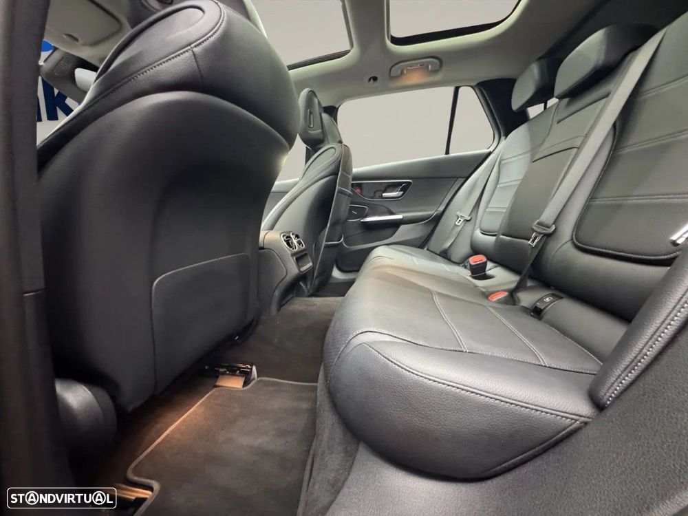 Mercedes-Benz C 300 e T 9G-TRONIC Avantgarde — fotografia 14
