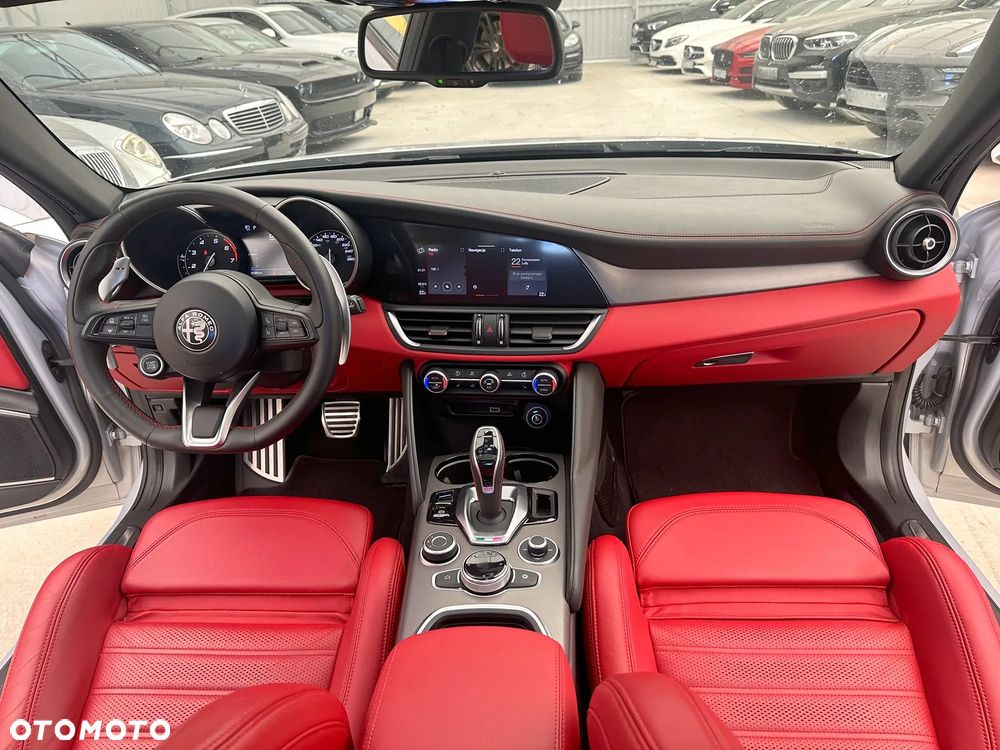 Alfa Romeo Giulia 2.0 Turbo Veloce Q4 - 7