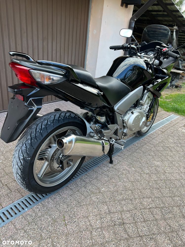 Honda CBF - 15