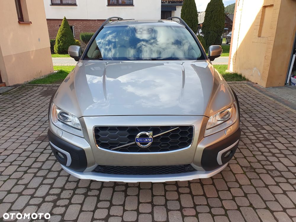 Volvo XC 70 - 4