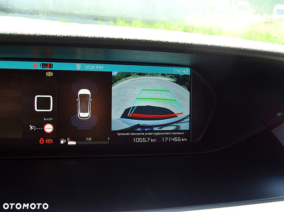 Citroën C4 Picasso 1.6 BlueHDi Shine S&S - 24