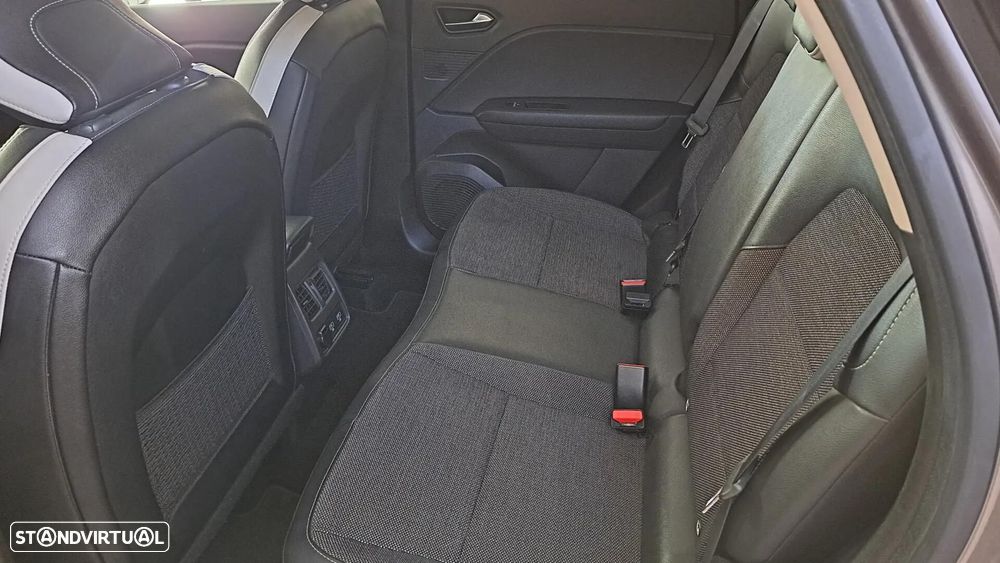 Renault Captur 1.0 TCe Techno - 17