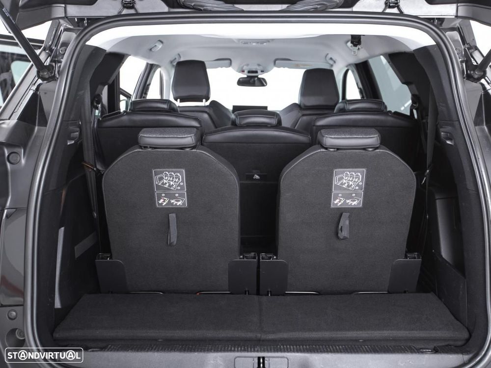 Peugeot 5008 - 13