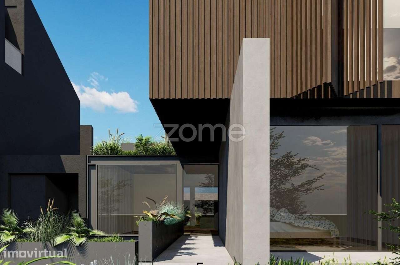 Moradia de 4 Suites e Piscina, em Construção na Praia da Barra, Ave... - Grande imagem: 3/24