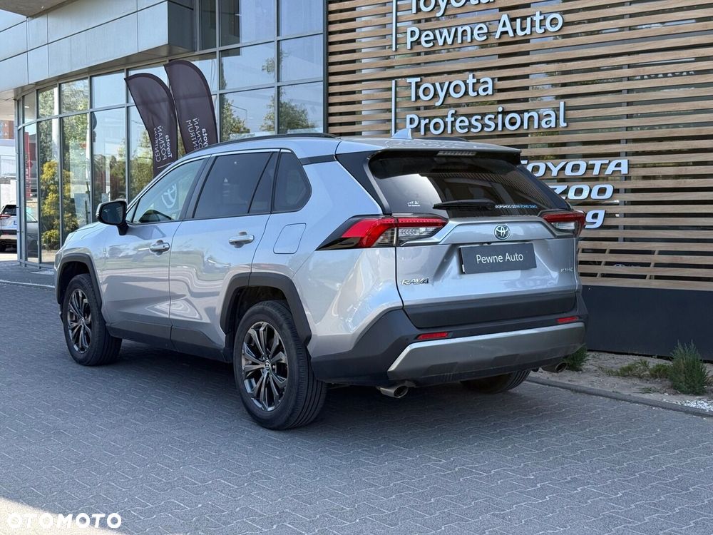 Toyota RAV4 - 3