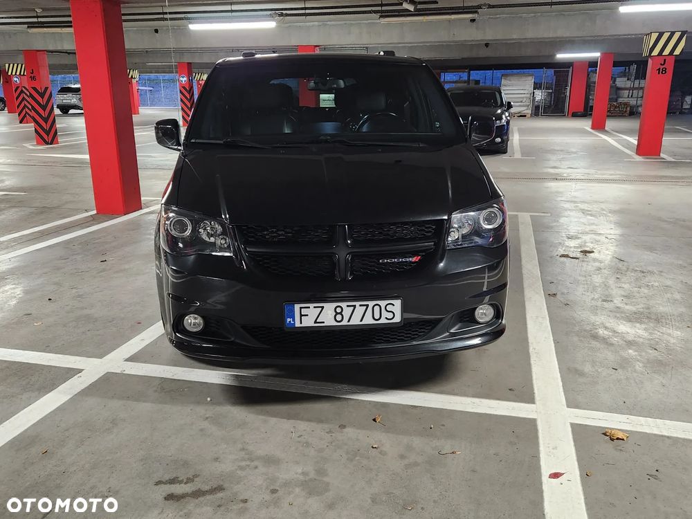 Dodge Grand Caravan 3.6 R/T - 13