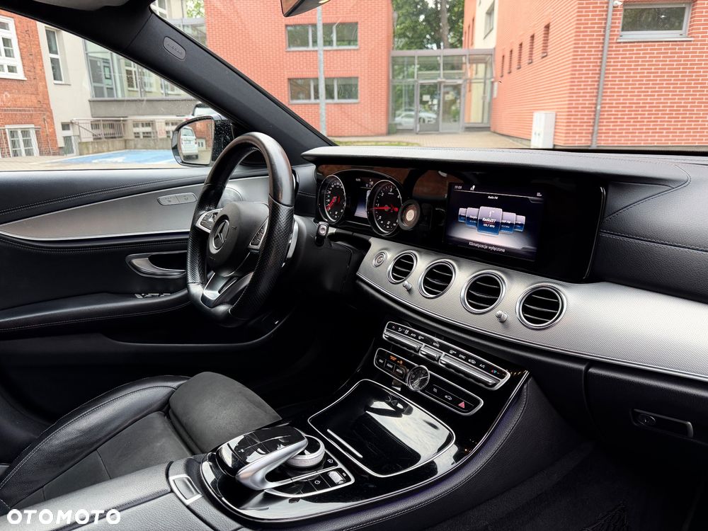 Mercedes-Benz Klasa E 220 d 9G-TRONIC - 38