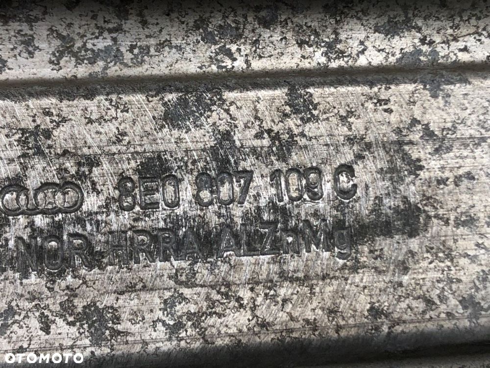 BELKA ZDERZAKA PRZÓD - 149.00 PLN - AUDI A4 B6 (8E2) 2000 - 2005 1.9 TDI 96 kW [130 KM] olej - 5