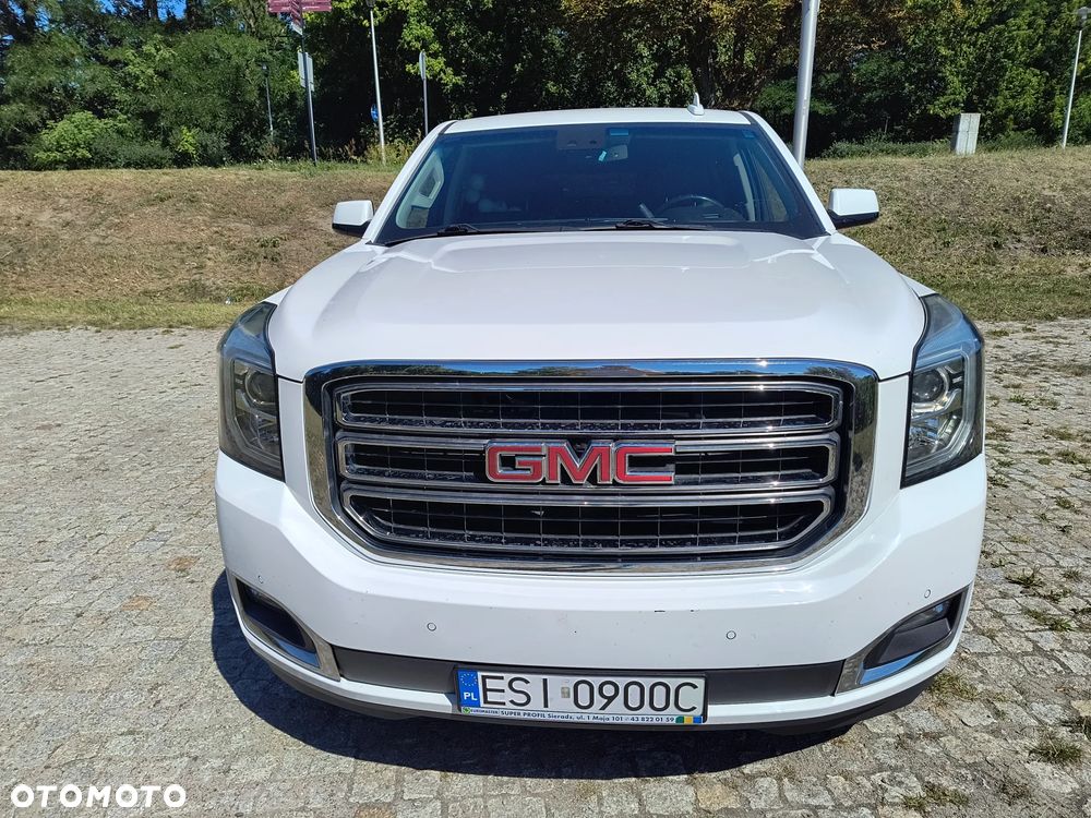 GMC Yukon - 3