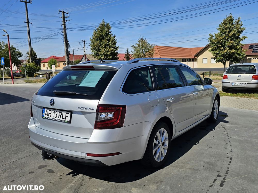 Skoda Octavia 1.6 TDI DSG Ambition - 4