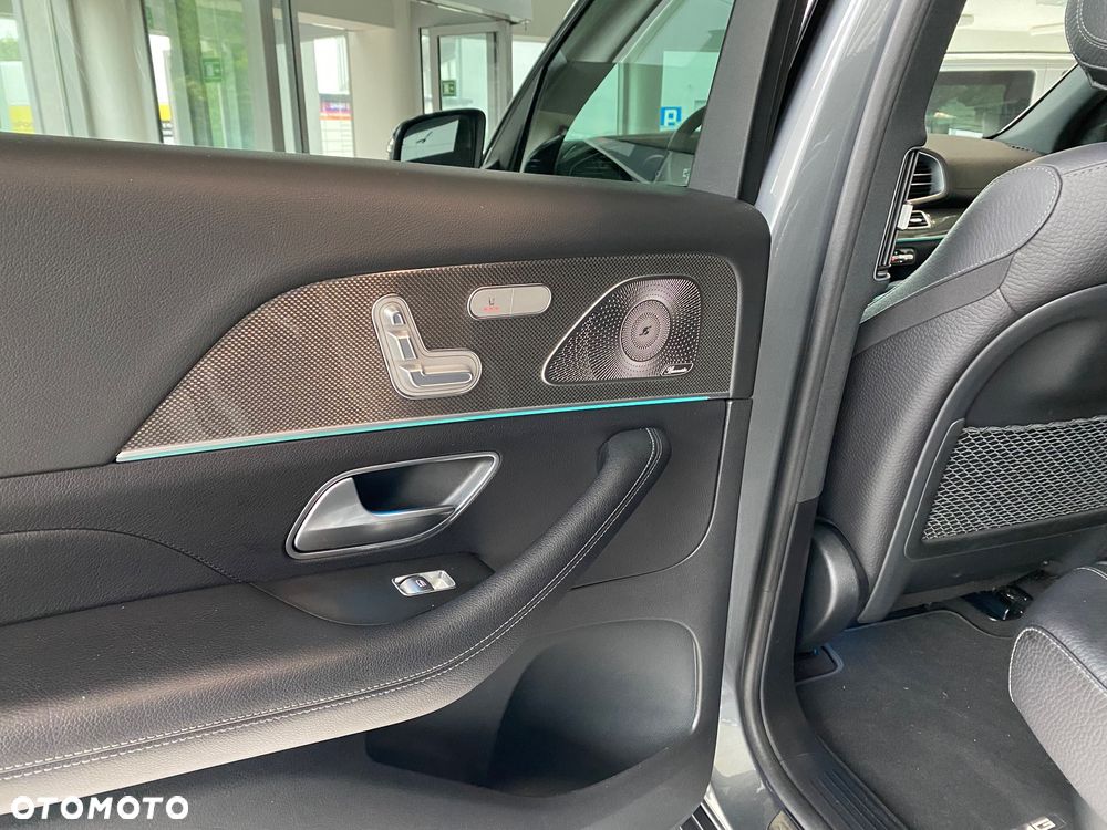 Mercedes-Benz GLS - 39