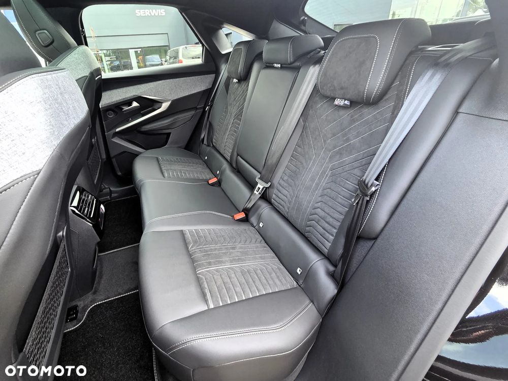 Peugeot 3008 1.6 PHEV 225 GT Exclusive e-DCS7 - 18