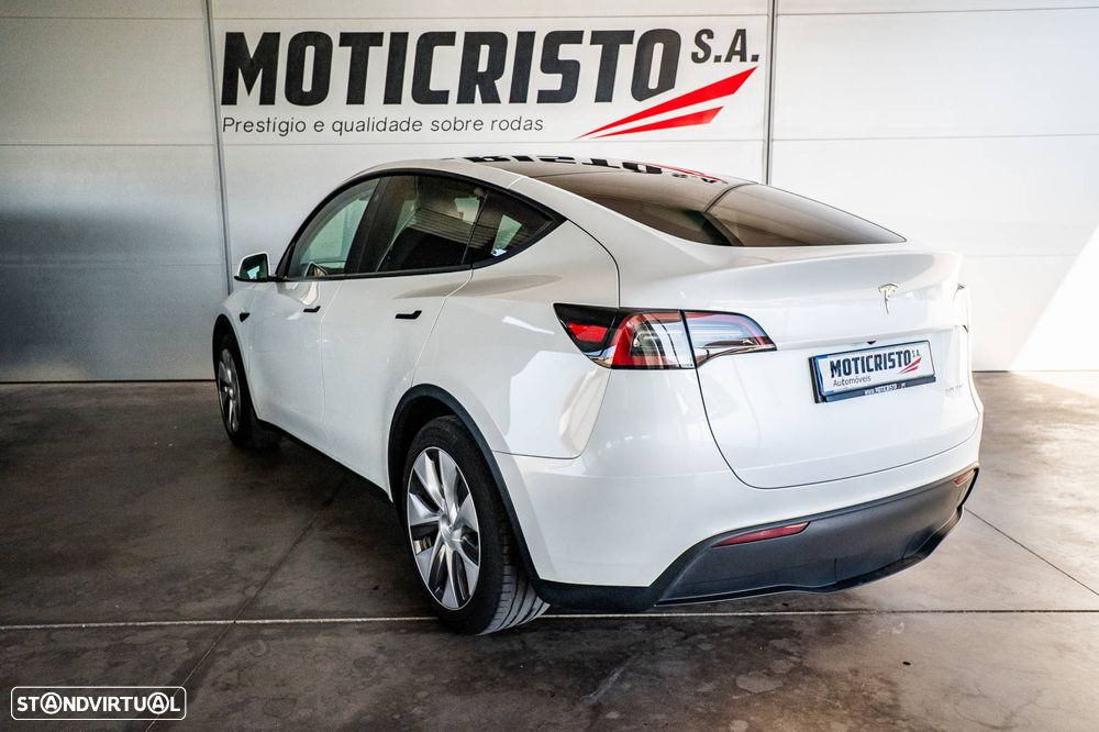 Tesla Model Y 2023 photo 5