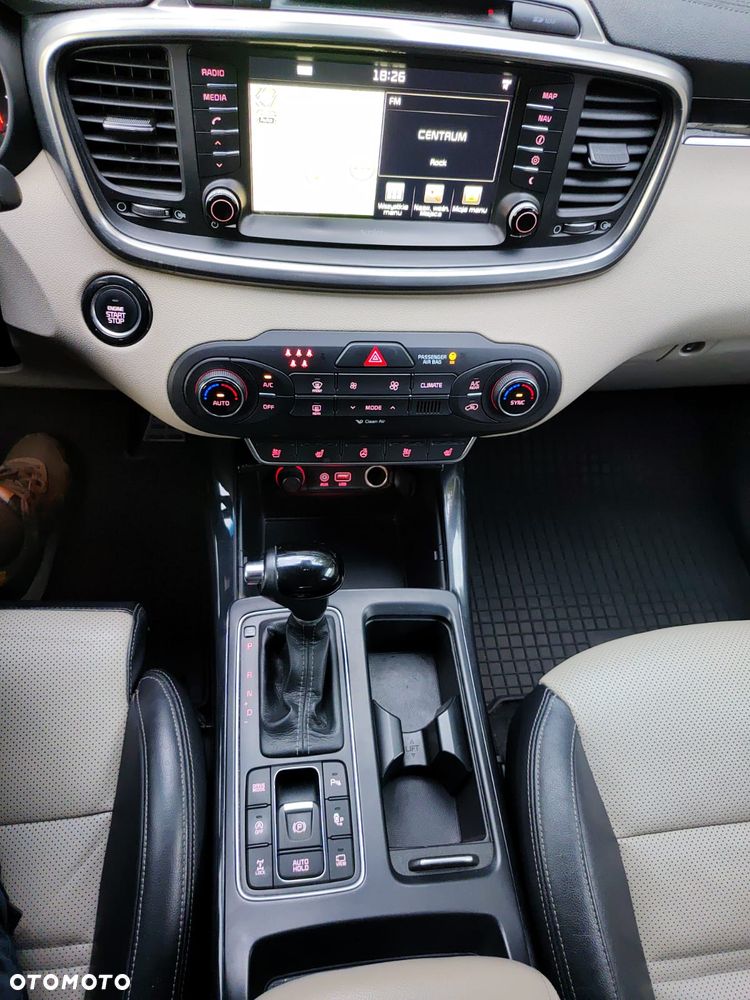 Kia Sorento 2.2 CRDI Business Line Plus - 16