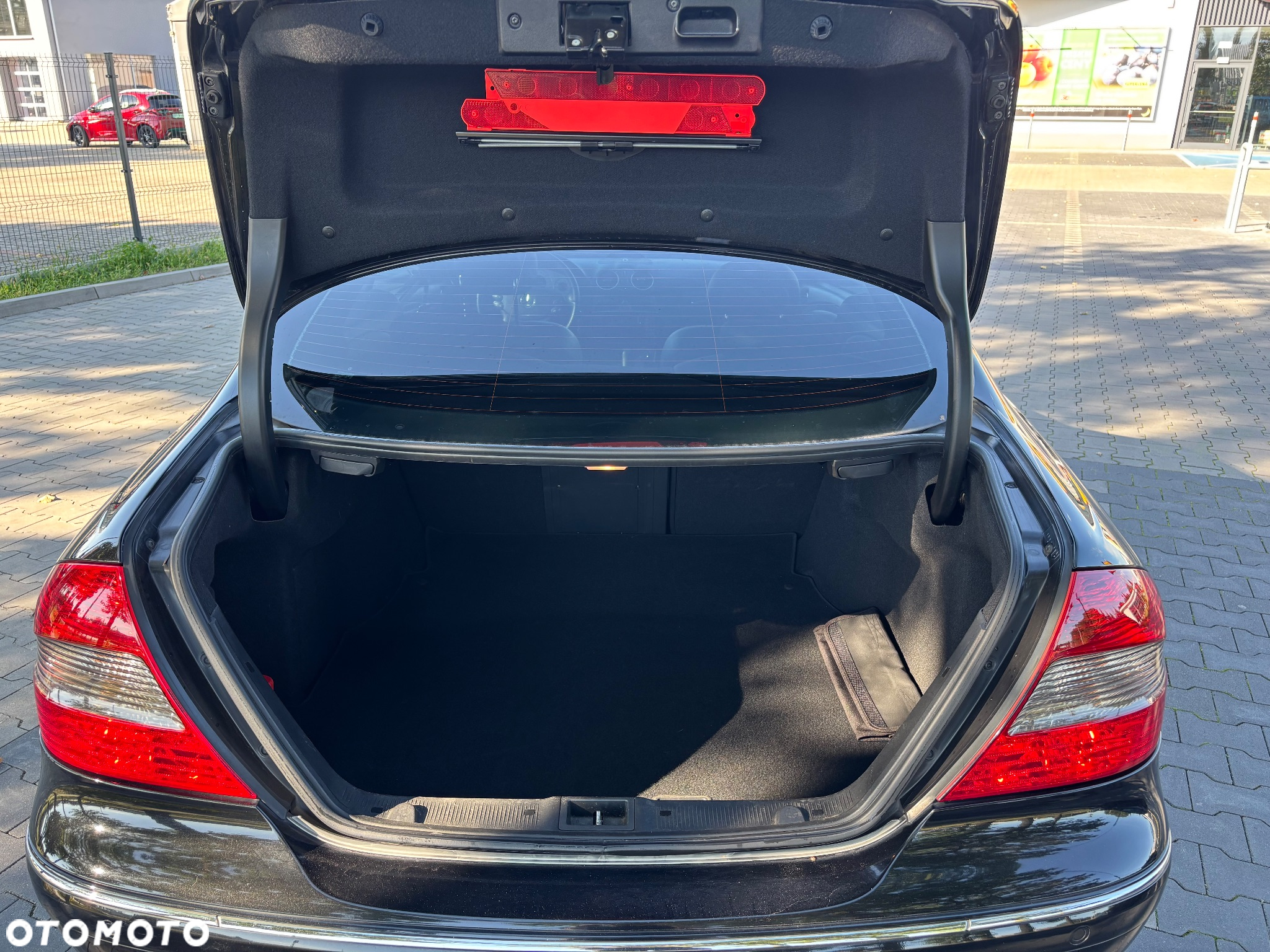 Mercedes-Benz CLK - 9