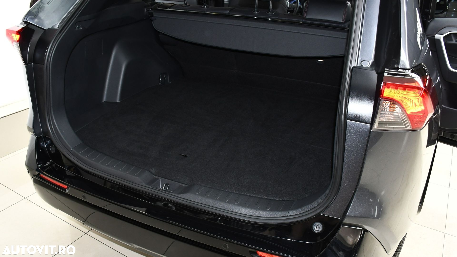 Toyota RAV4 2.5 PHEV VVT-iE 4x4 Style - 28