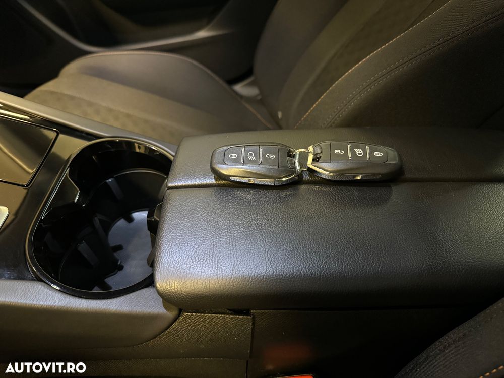 Peugeot 508 BlueHDi 130 EAT8 Allure - 23