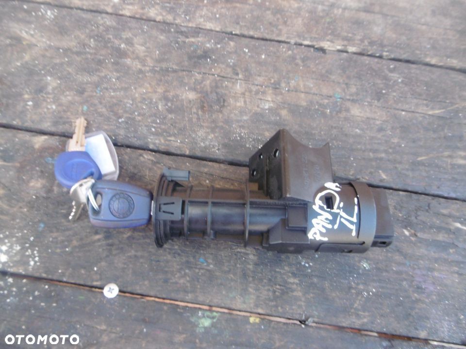 stacyjka FIAT PANDA II - 1