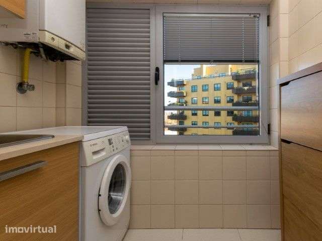 T2 a venda em Frente ao Metro em Vila Nova de Gaia ! Avenida da Republ - Grande imagem: 2/13