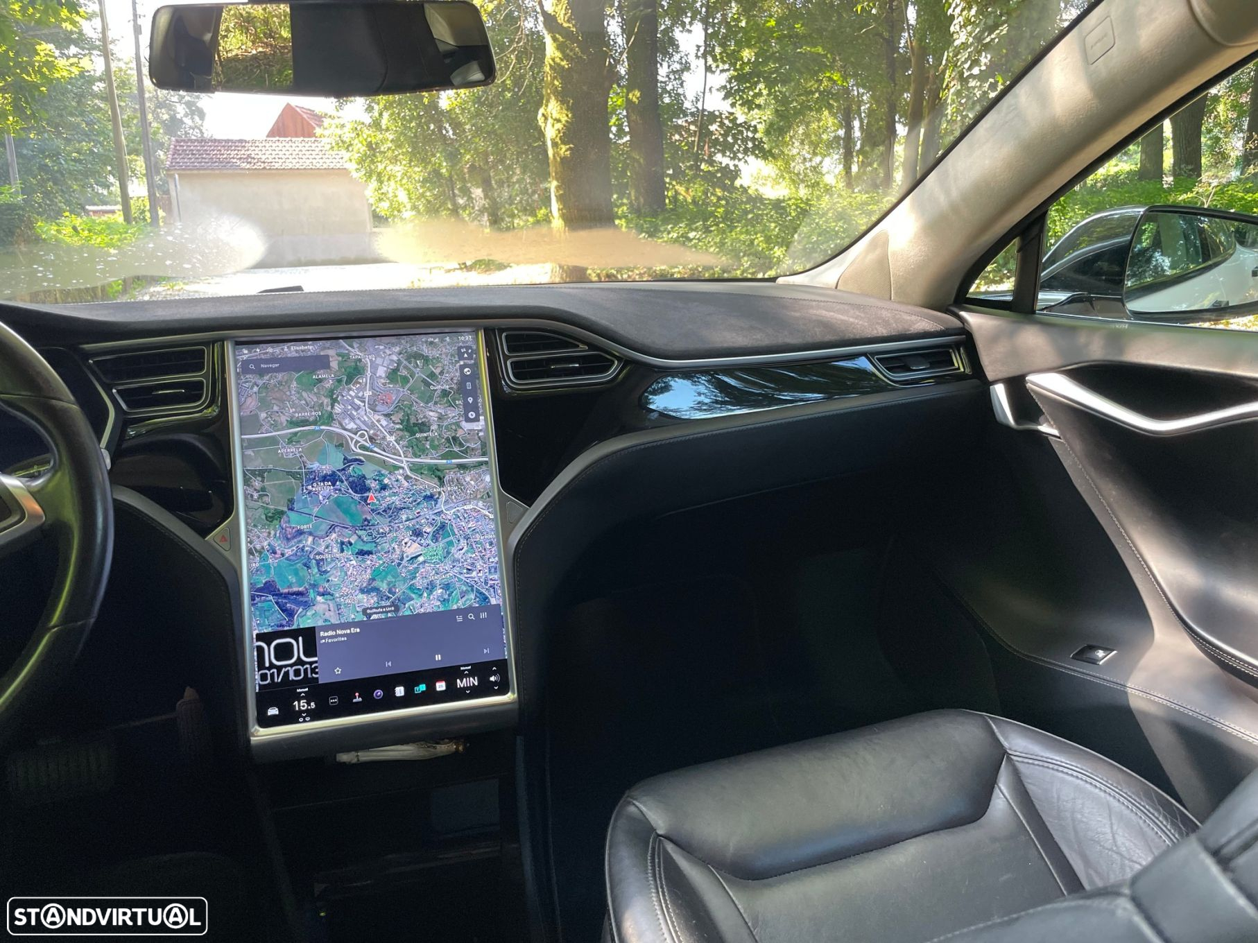 Tesla Model S 90D - 26