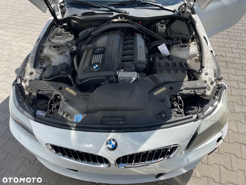 BMW Z4 sDrive23i - 9