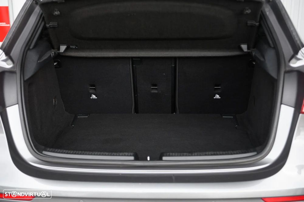 Mercedes-Benz A 180 d AMG Line Aut. - 24