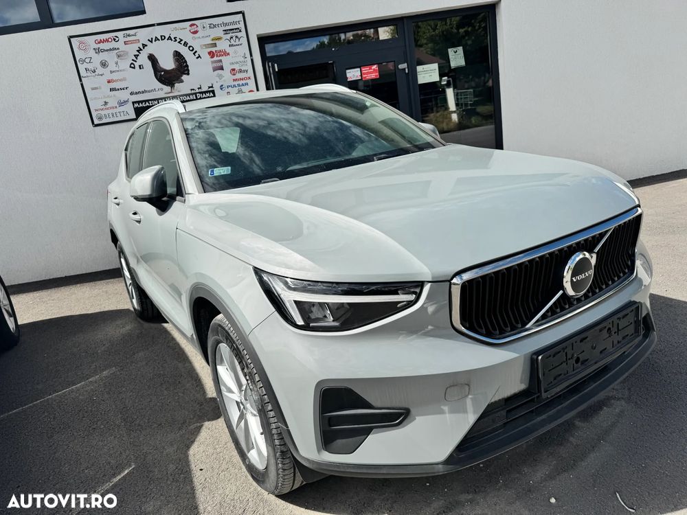 Volvo XC 40 B3 AT FWD MHEV Core - 1