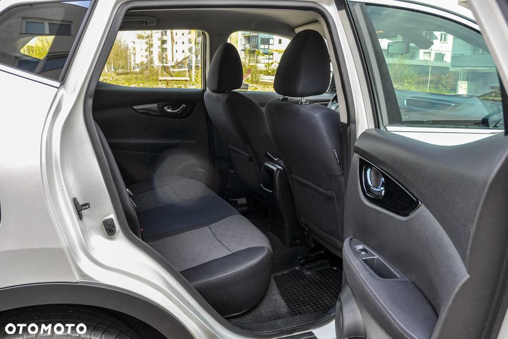 Nissan Qashqai 1.2 DIG-T Acenta - 12