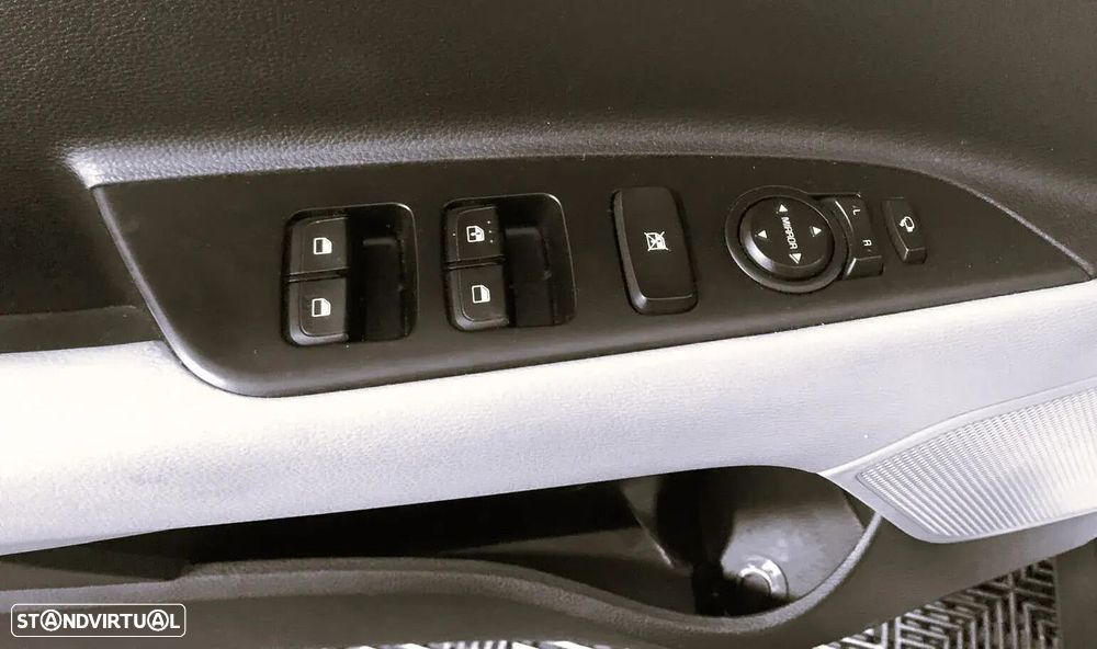 Kia Stonic 1.0 T-GDI TX 7DCT - 5