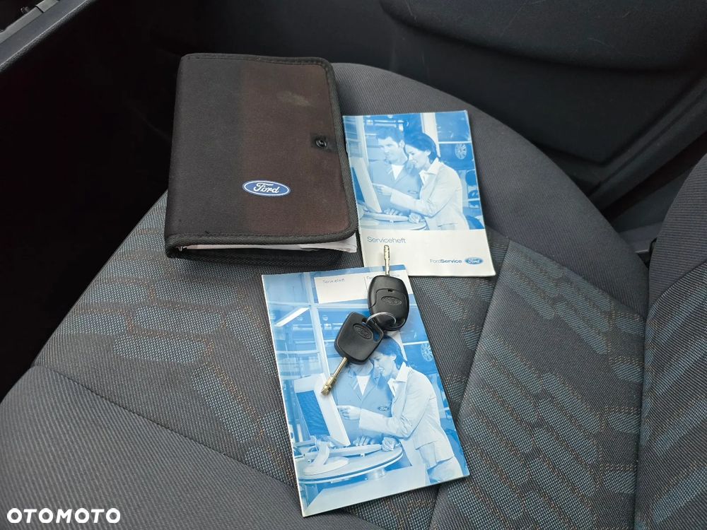 Ford Transit Tourneo Connect - 8