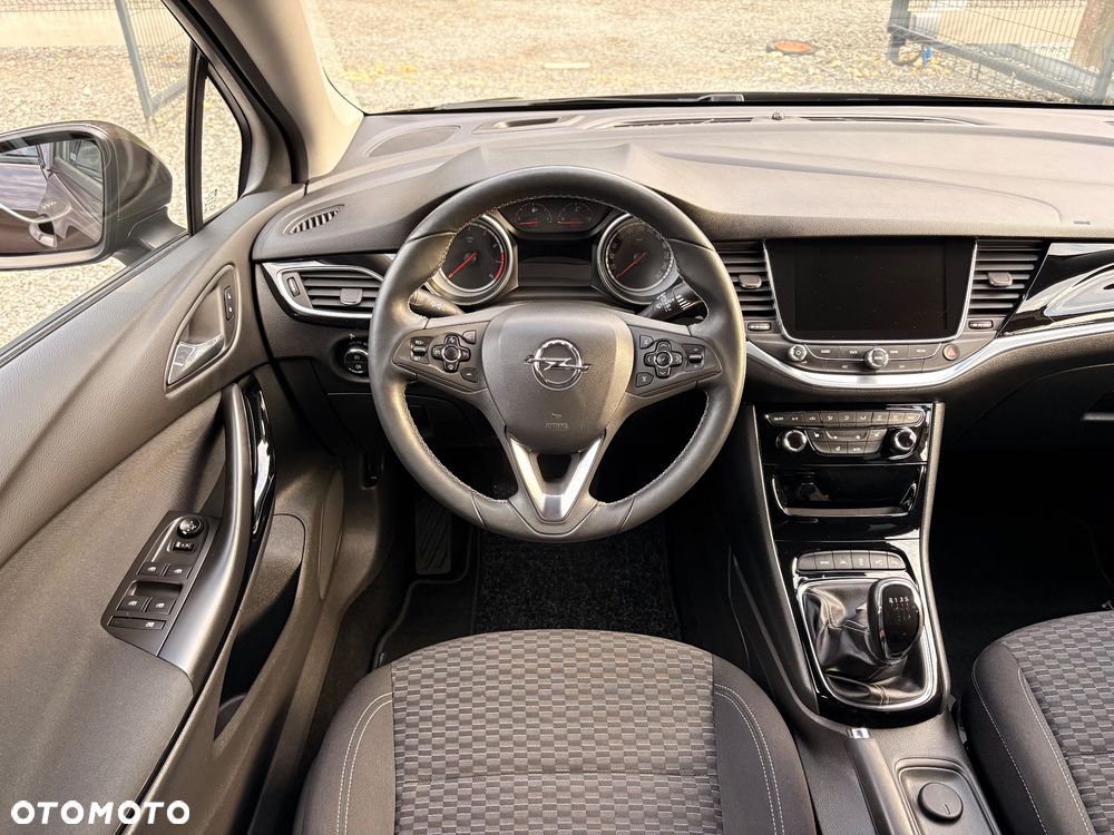 Opel Astra - 26
