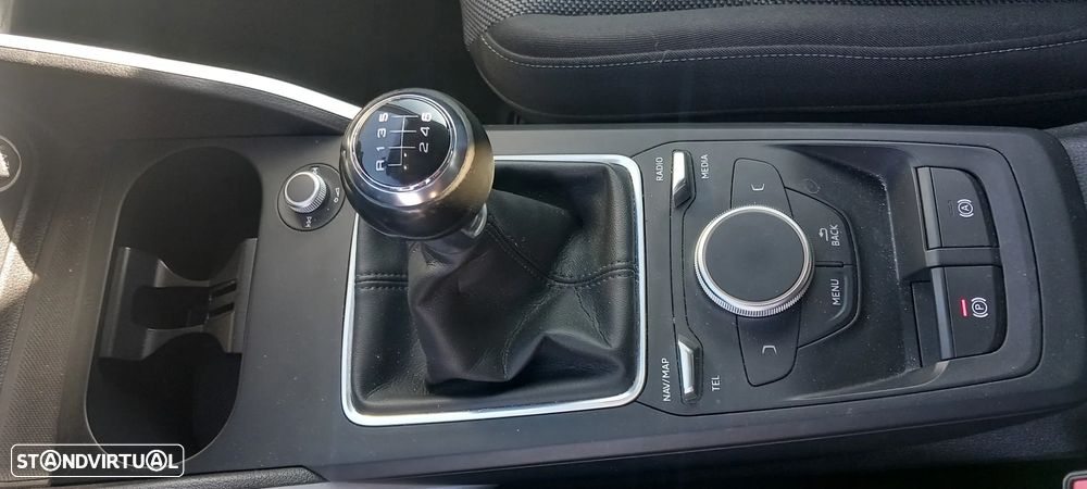 Audi Q2 1.6 TDI Sport - 6