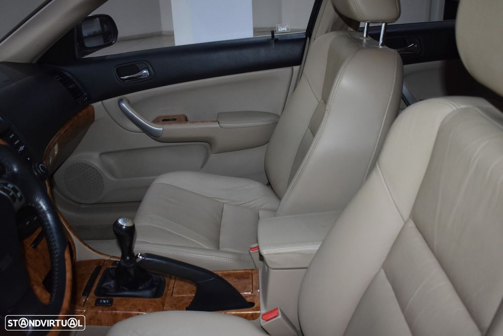 Honda Accord 2.4 Executive - 18