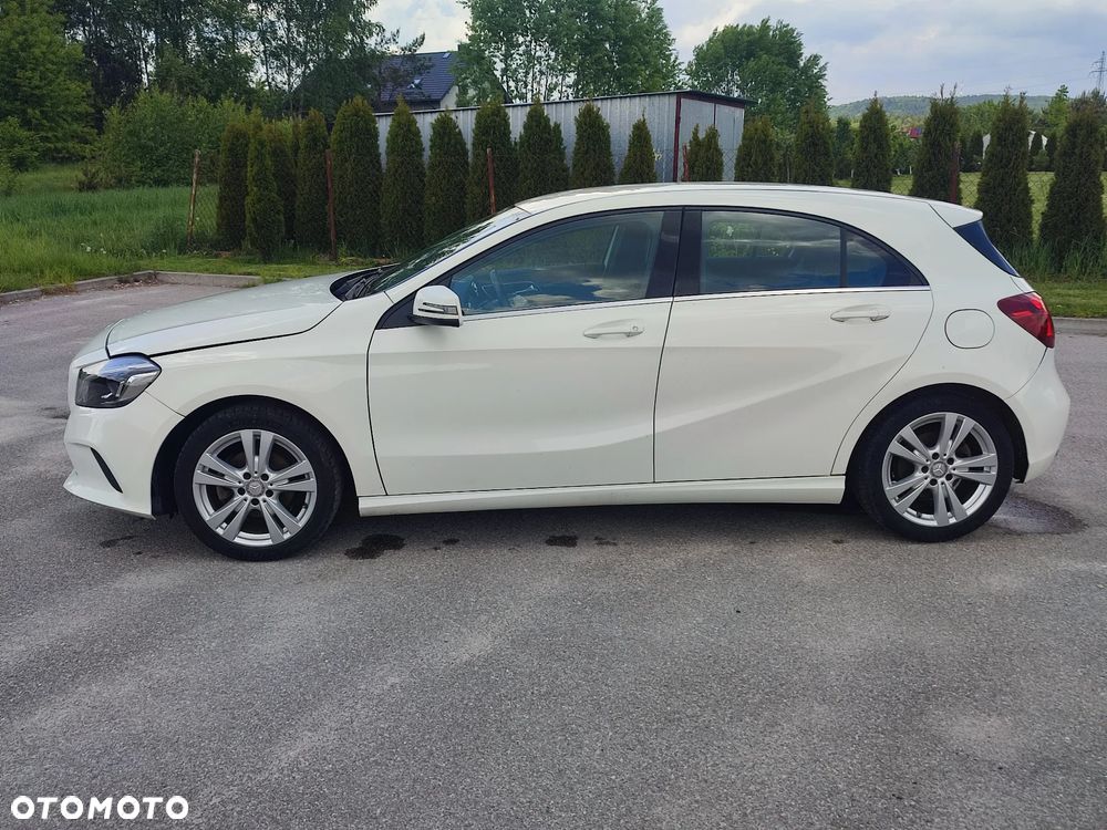 Mercedes-Benz Klasa A 180 d 7G-DCT Activity Edition - 3