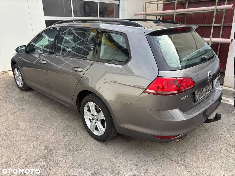 Volkswagen Golf Variant 2.0 TDI 4Motion BlueMotion Technology Highline - 4
