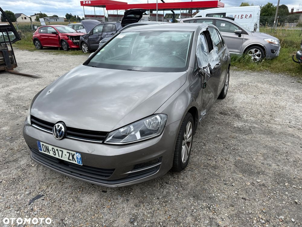 Volkswagen Golf - 3