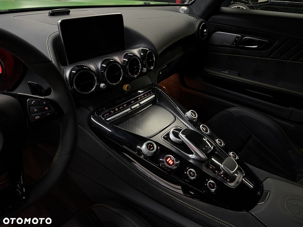 Mercedes-Benz AMG GT R Speedshift DCT 7G - 13