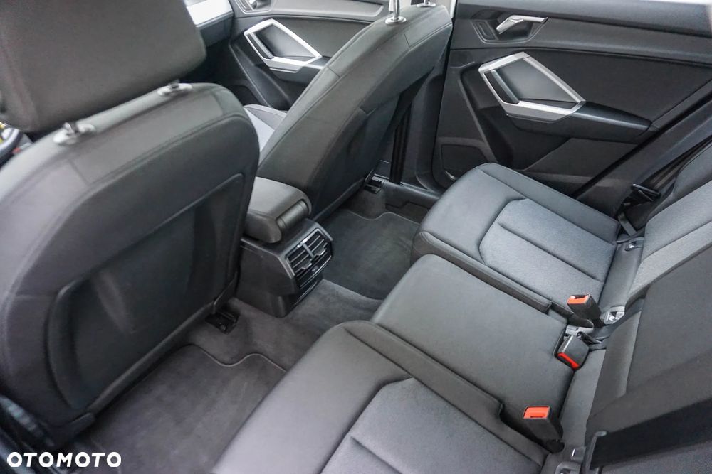 Audi Q3 35 TFSI S tronic - 26