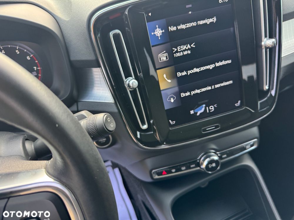 Volvo XC 40 T5 AWD Momentum - 18