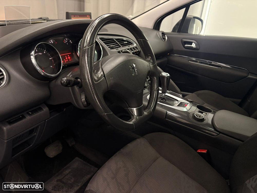 Peugeot 3008 1.6 HDi Executive CMP6 - 14