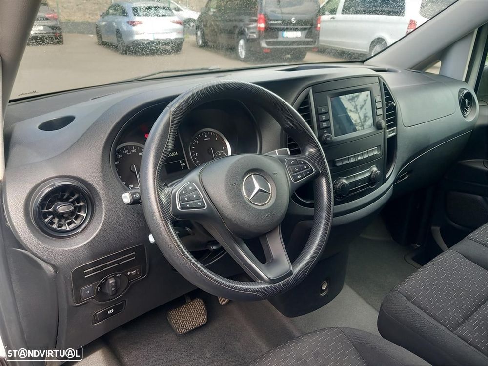 Mercedes-Benz Vito 116 CDI Furgão Standard - 7