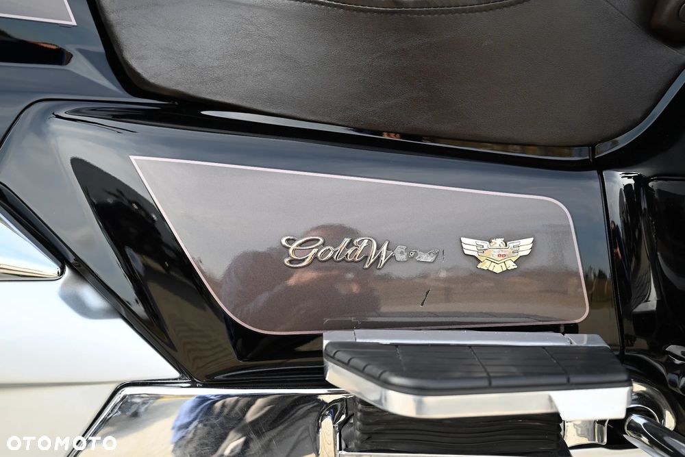 Honda GL - 33