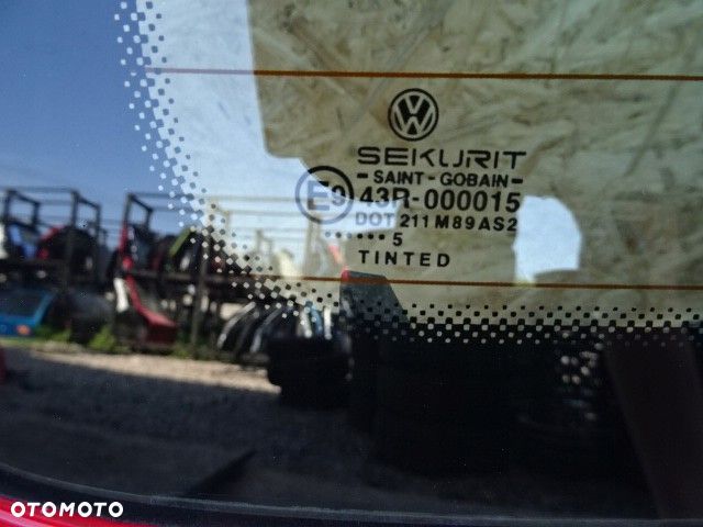 KLAPA TYŁ TYLNA VW POLO III LIFT 99-02 LAK: LP3G - 2