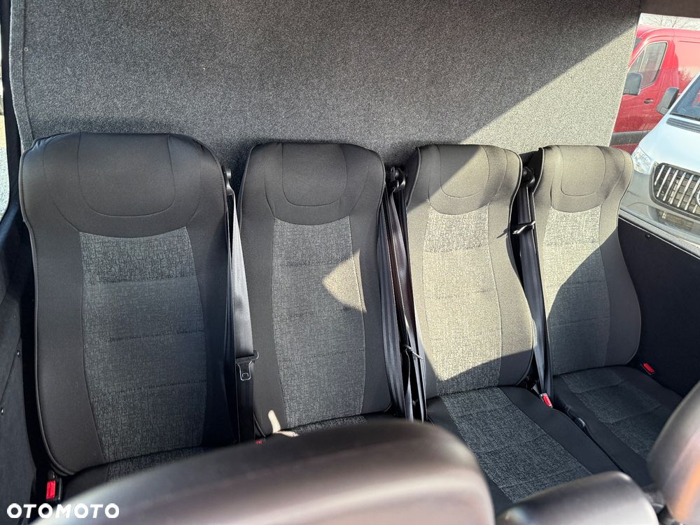 Iveco Brygadówka 7 miejsc/Daily 35-160 V/MAXI/Serwis IVECO/manual/PDC/Kamera - 14