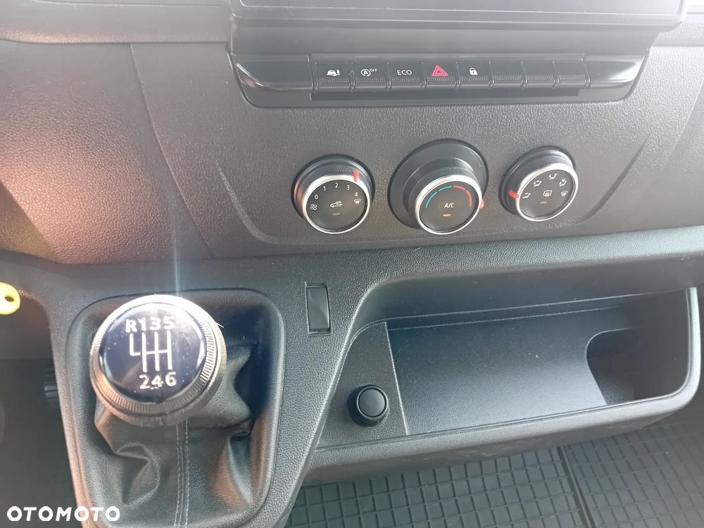 Renault Master - 21